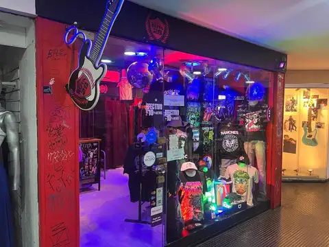 VENTA DE FONDO DE COMERCIO RUBRO INDUMENTARIA