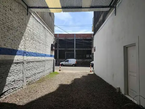 calle Yerbal N.º 3549