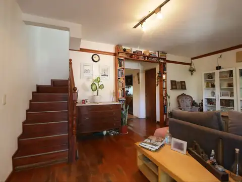 Depto Tipo Casa en Venta de 3 ambientes