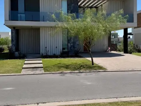 Casa en Venta al Sur