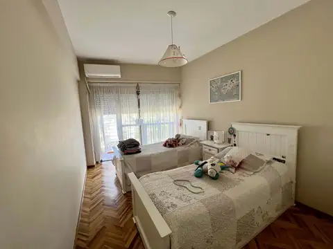 Departamento 5 ambientes con 3 baños