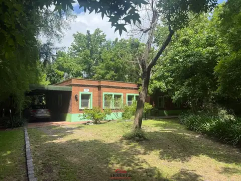 Casa 5 ambientes con 3 baños