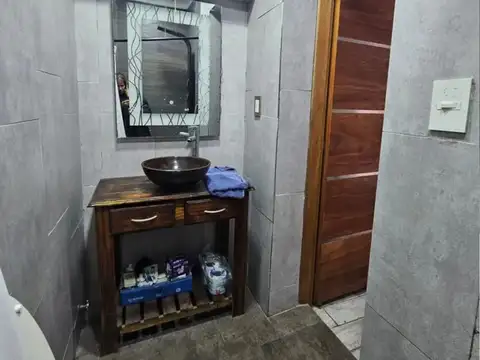 Depto Tipo Casa en Venta en Monte Castro, USD 125.000