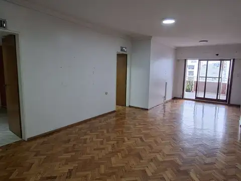 Departamento en Alquiler con 1 cocheras