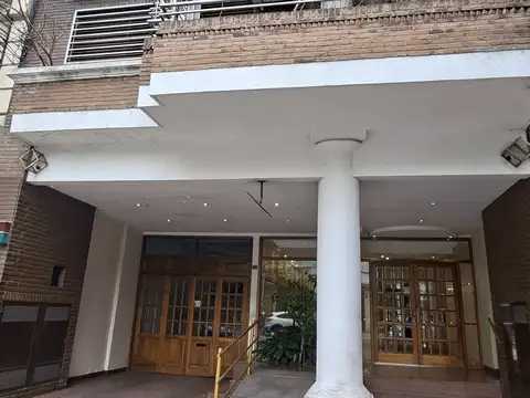 Av Dr N Avellaneda 2000, Piso 6