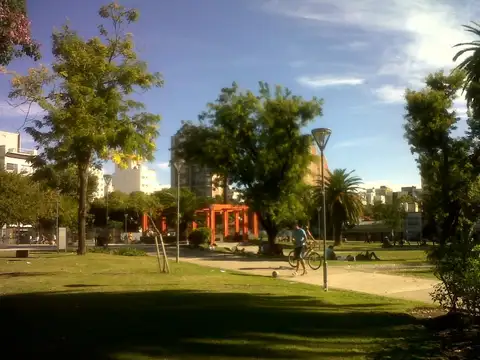 Alq 3 amb Categoria (Depcia serv. / Cochera fija)