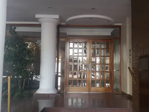 Av Dr N Avellaneda 2000, Piso 6