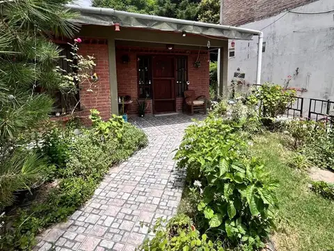 CASA EN BLOCK CON QUINCHO EN GUERNICA