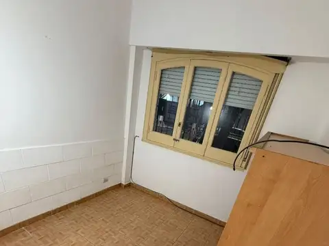 ALQUILER - PARQUE CENTENARIO - 1 AMBIENTE DIVIDIDO