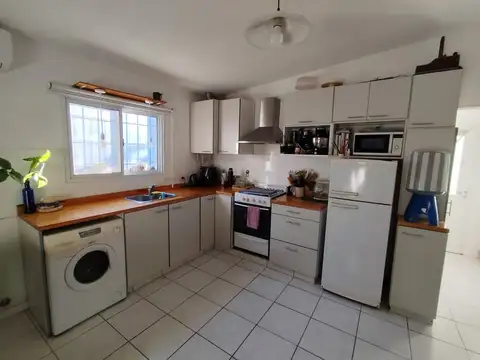 VENTA/ CASA FAMILIAR Y DPTO INTERNO /A. CREDITO