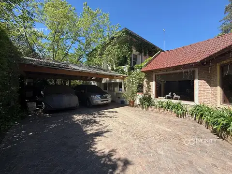 Casa 6 ambientes con 4 baños