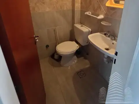 Depto Tipo Casa 4 ambientes con 2 baños