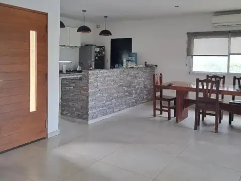 Casa en Venta al Este