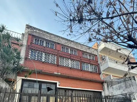 Ex fabrica ideal deposito, multiples destinos