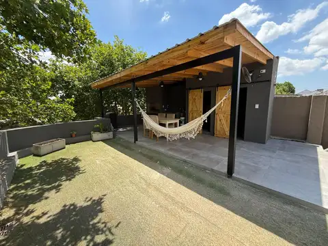 Venta casa PH 3 ambientes Lomas de Zamora permuta