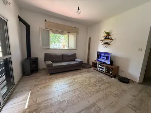 Depto Tipo Casa en Venta en Lomas de Zamora, USD 119.000