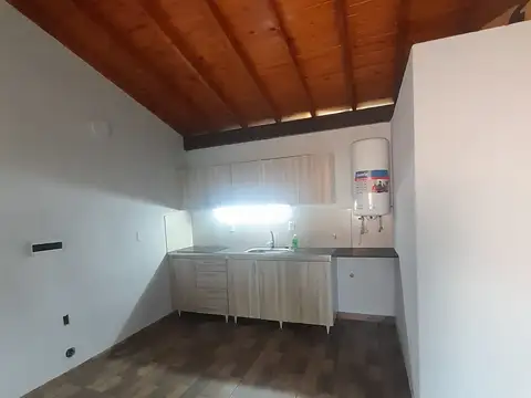 VENTA CASA/PH VILLA LUZURIAGA