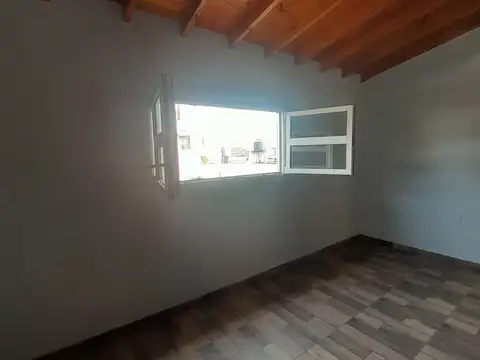 VENTA CASA/PH VILLA LUZURIAGA