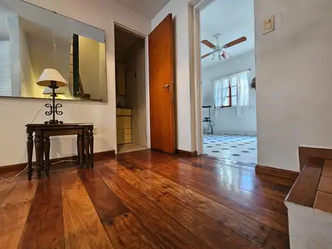 Depto Tipo Casa en Venta con 1 cocheras