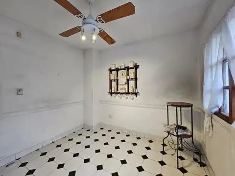 Depto Tipo Casa 4 ambientes con 3 baños