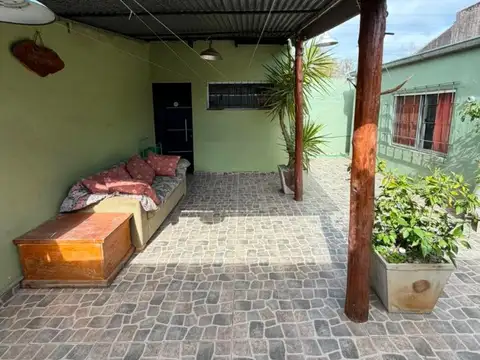 Depto Tipo Casa en Venta de 3 ambientes