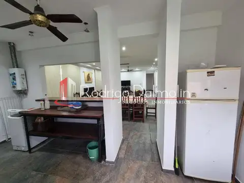 Casa en Venta con 5 cocheras