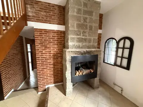 Casa en Venta en Olivos, USD 245.000
