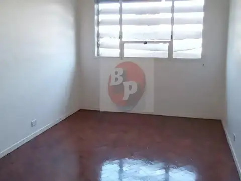 REGIO DEPTO 2 AMB. -  A PASOS DE AV. SAN JUAN Y ENTRE RIOS 