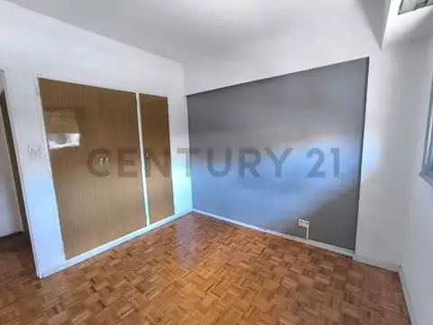 VENTA – 3 AMBIENTES AL FRENTE EN VILLA DEL PARQUE