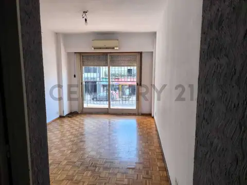 VENTA – 3 AMBIENTES AL FRENTE EN VILLA DEL PARQUE