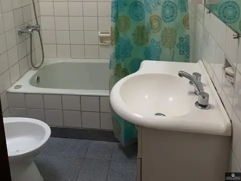 Depto Tipo Casa en Venta 40 años