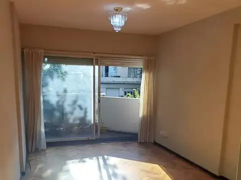 Departamento en alquiler 2 ambientes al frente en Av. Patricios al 1600 Barracas CABA