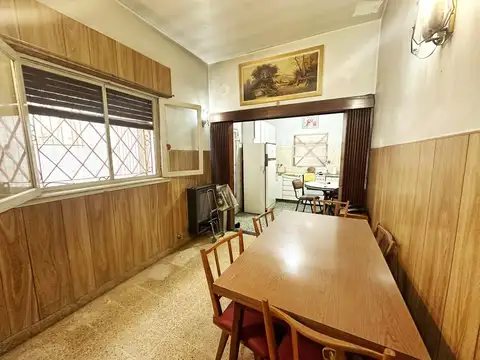 Casa 3 ambientes con 2 baños