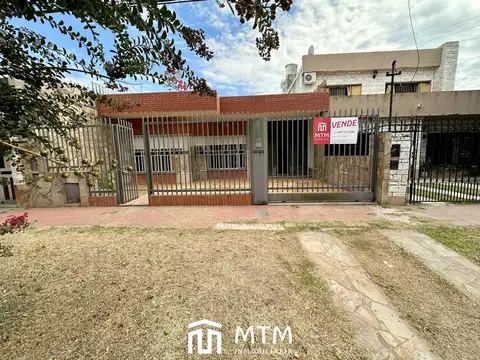Casa en venta Granadero Baigorria.