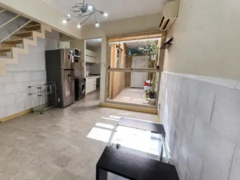 DEPARTAMENTO DÚPLEX EN VENTA FLORES 2 AMBIENTES