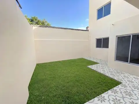 Depto Tipo Casa en Venta de 2 dormitorios