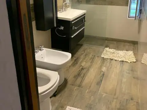 Quinta en Venta con 2 cocheras