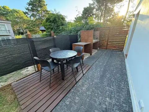 Alquiler pinamar departamento tres ambientes