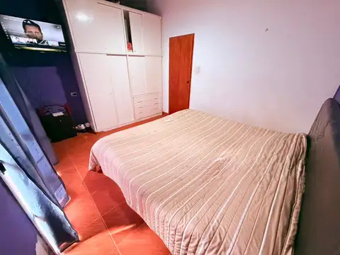 Casa 2 ambientes con 1 baño