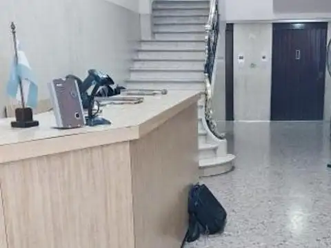 OFICINA 17mts Aire Acondicionado,conserjeria VENTA CON RENTA
