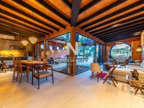 Casa en Punta Piedras en venta, de 3 dormitorios.