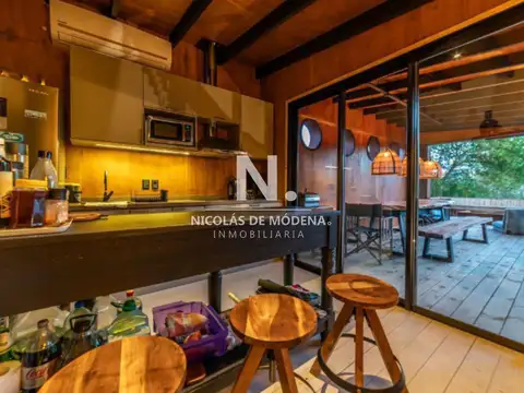 Casa 4 ambientes con 2 baños