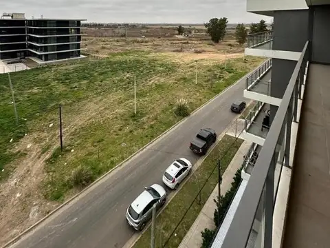 ALQUILER 1 DORMITORIO CON TERRAZA EXCLUSIVA CON 2 COCHERAS
