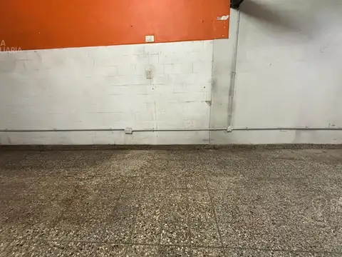 Alquiler de local comercial y profesional de 36 metro con baño, cerca de General Paz