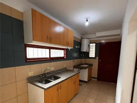 Departamento en Alquiler con 1 cocheras