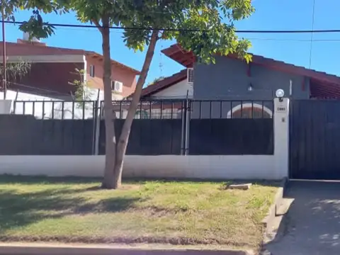 Casa Chalet  en Venta en Benavidez, Tigre, G.B.A. Zona Norte