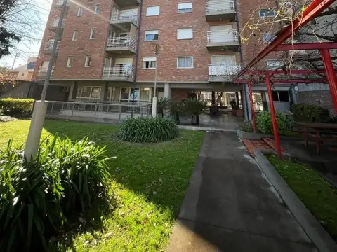Departamento 2 ambientes moron sur