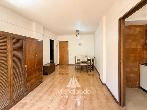 Hipolito Yrigoyen al 1400