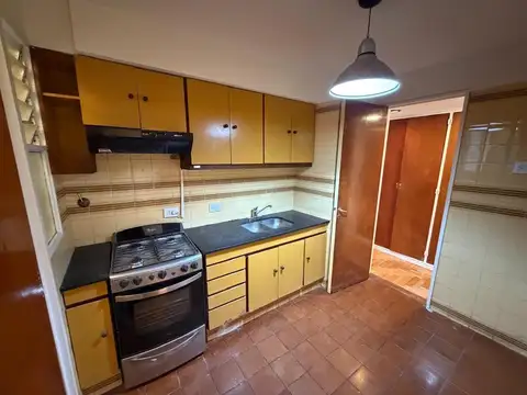 Departamento en Alquiler en Almagro, $ 900.000