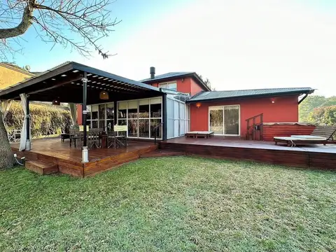 Casa 6 ambientes con 3 baños